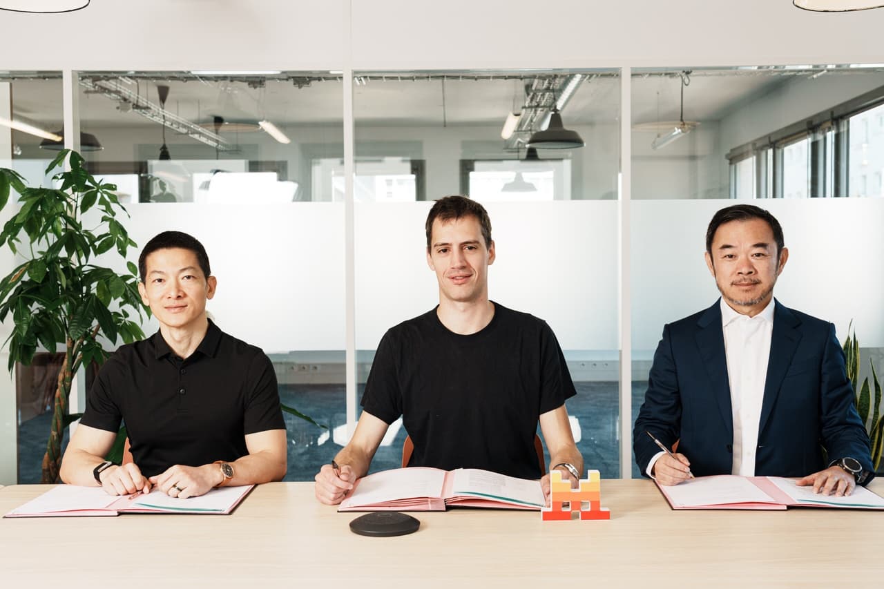 G42 and Mistral AI unite to build next-gen AI platforms and infrastructures