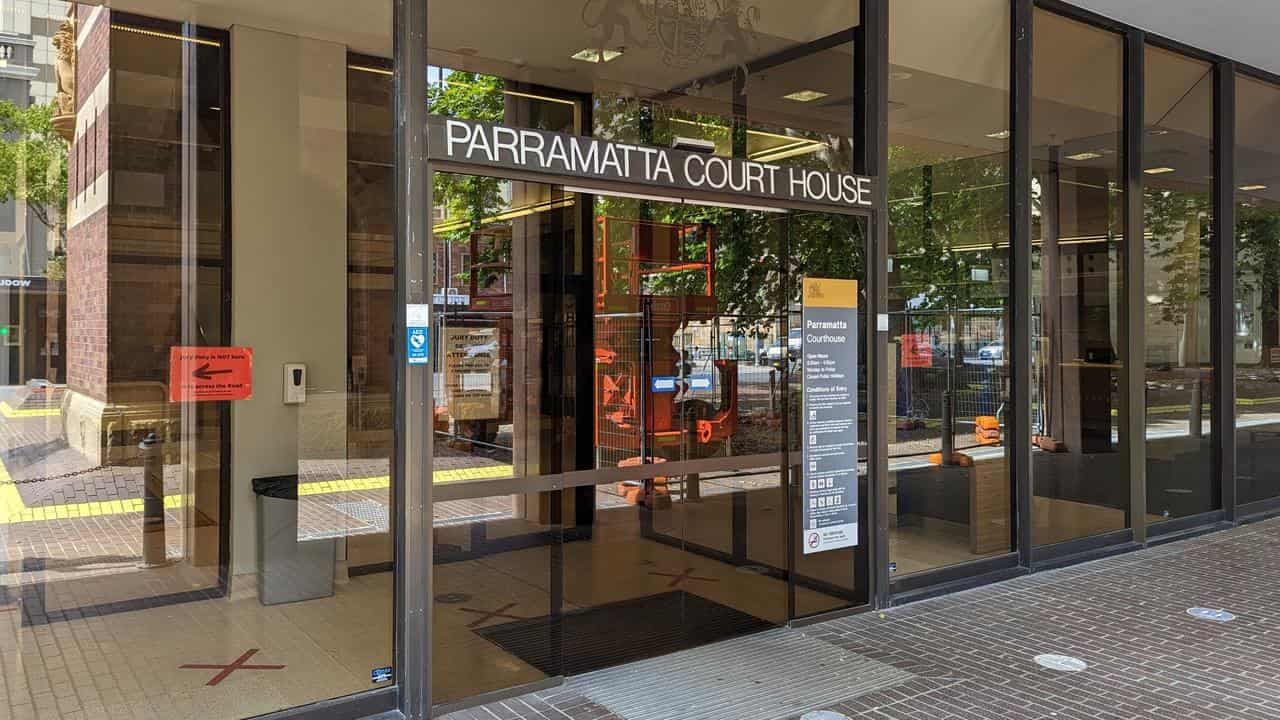 Father exposes teacher's alleged abuse of teen student