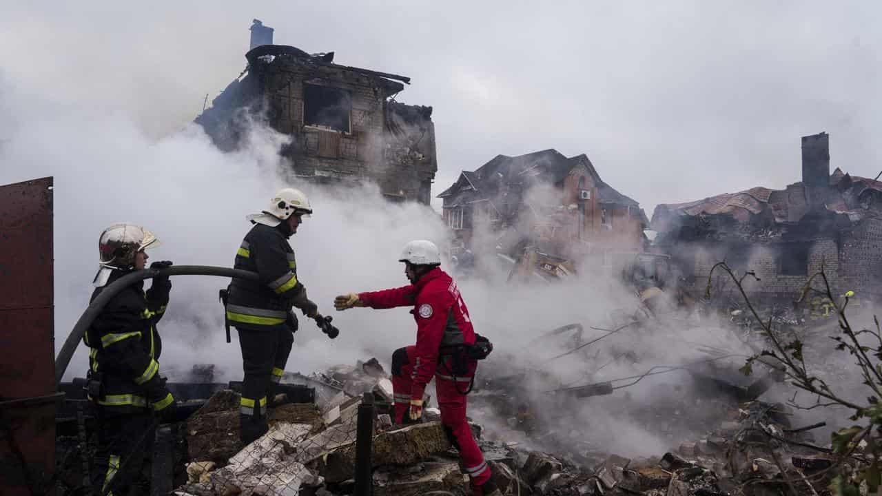 Trump says Putin 'gone crazy' with bombings of Ukraine