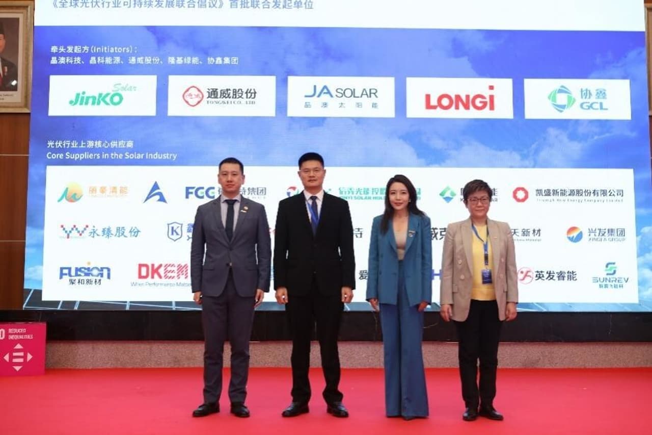 JA Solar with 23 Leading Solar Companies unveils the first Initiative for Global Solar Sustainable Alliance at UNGC's summit