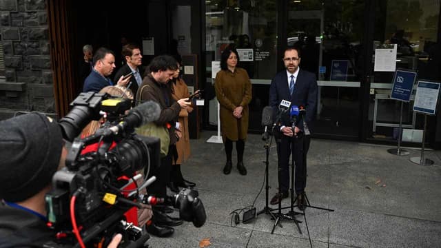 Machete ban enforcers slow to hit beat after mall brawl