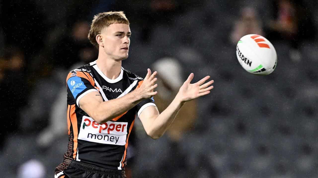 Galvin excused from Tigers training amid contract saga