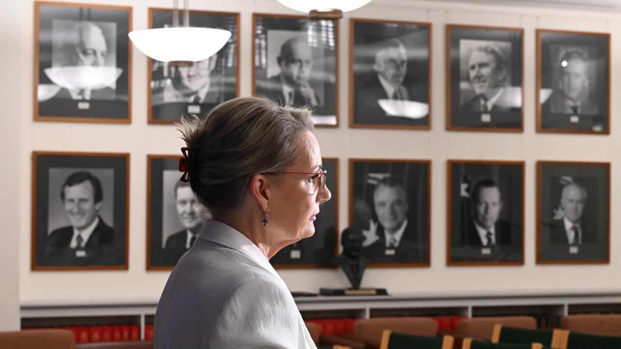 New leader defends leadership picks amid early rift