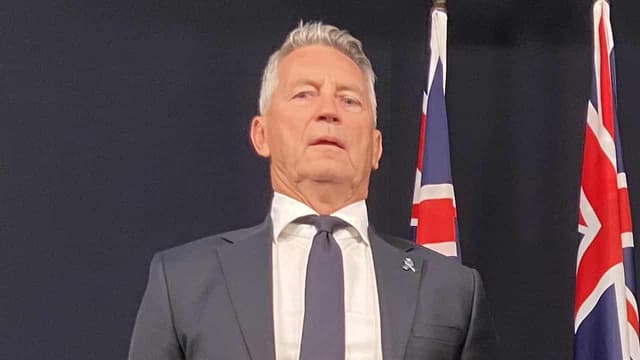 'Archaic' law casts cloud over Kiwi's top cop job