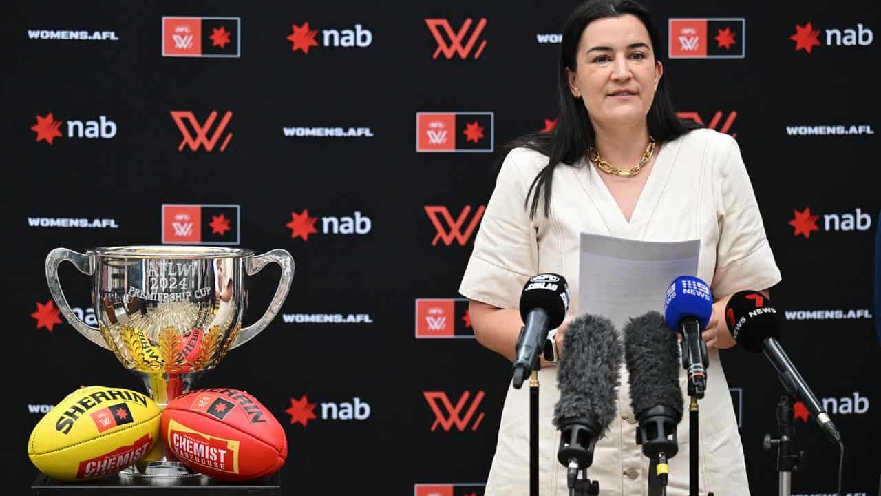 Kane's role split, Hosch going in major AFL changes