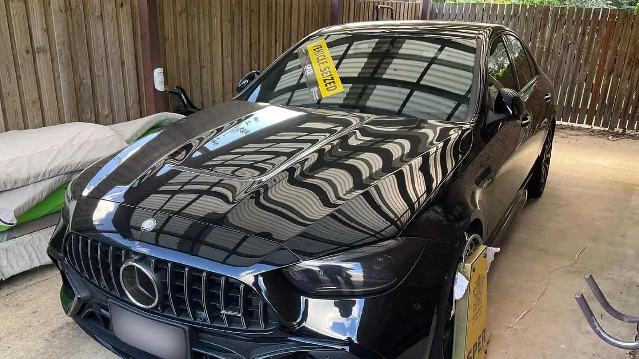 Cash, cars and contraband: tobacco raids target shops