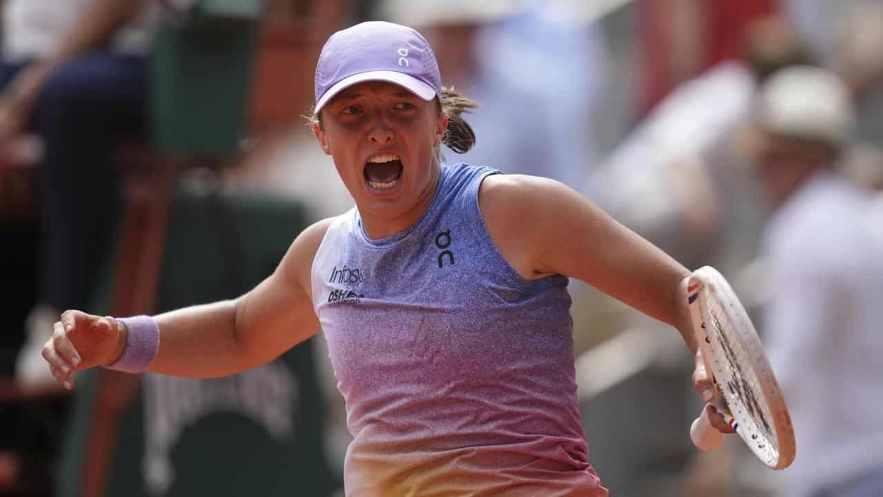 Win over Rybakina floods Swiatek with new Paris belief