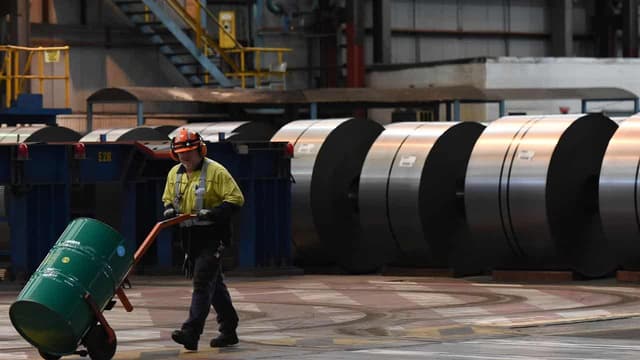 Higher US tariffs on steel and aluminium kick in