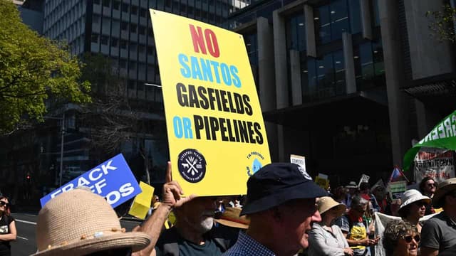 Farmers fear water risks in controversial gas pipeline