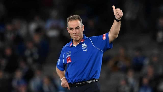 Kangaroos keen to muscle in on footy-mad WA