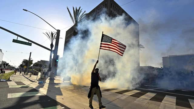 Marines, raids and protest further polarise US politics