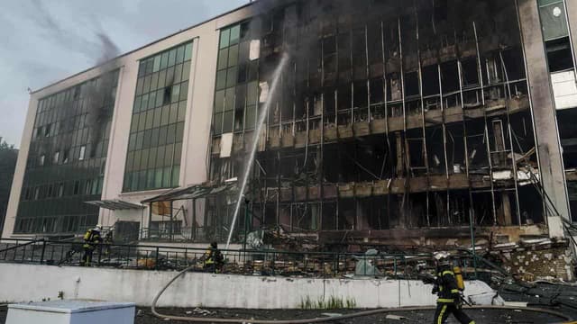 Russia launches another large air attack on Kyiv