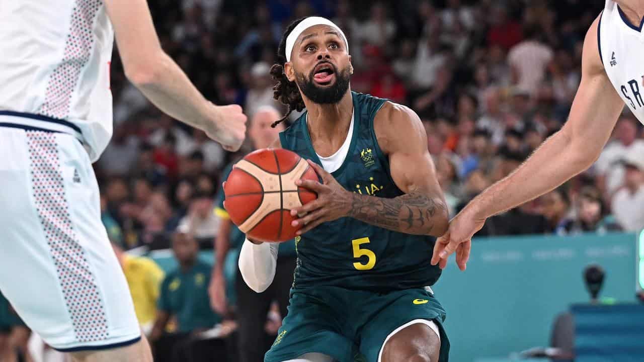 Mills' homecoming on hold after taking on Hawai'i gig?