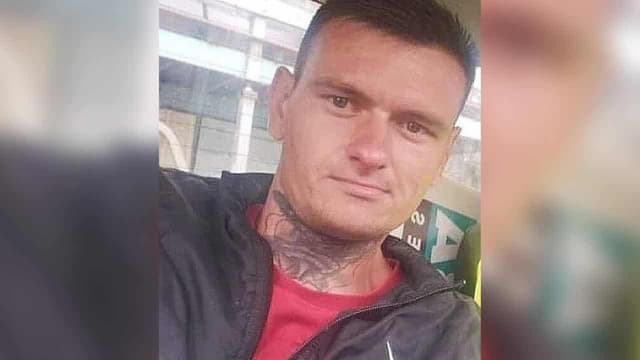 Man made gun at work before fatal siege, coroner told