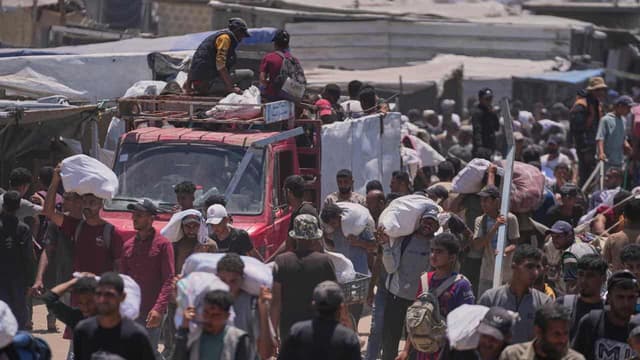 Hamas blamed for deaths of Gaza aid workers