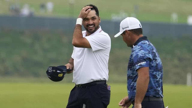Surging Scott, J Day in US Open mix as superstars crash