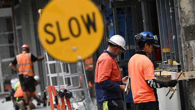 Spotlight on unemployment as jobs market loses heat