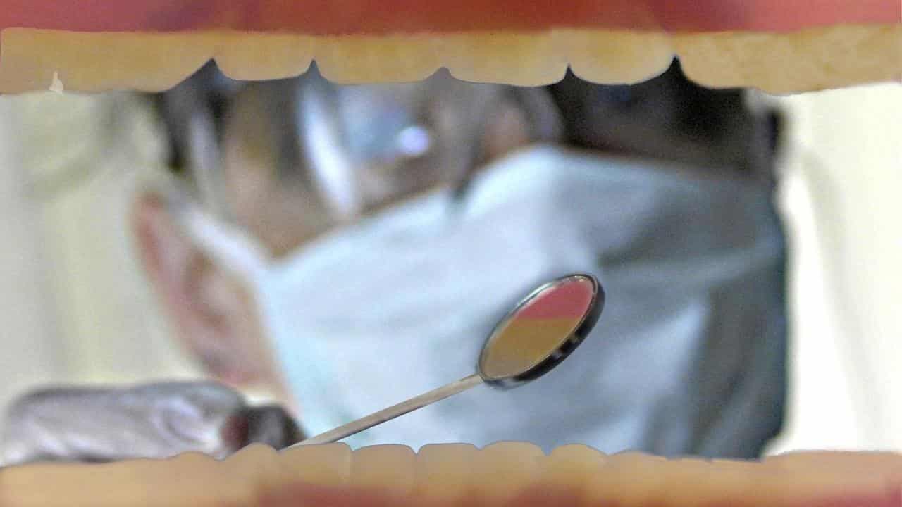 Rogue dentist a 'serious risk' to patients: regulator