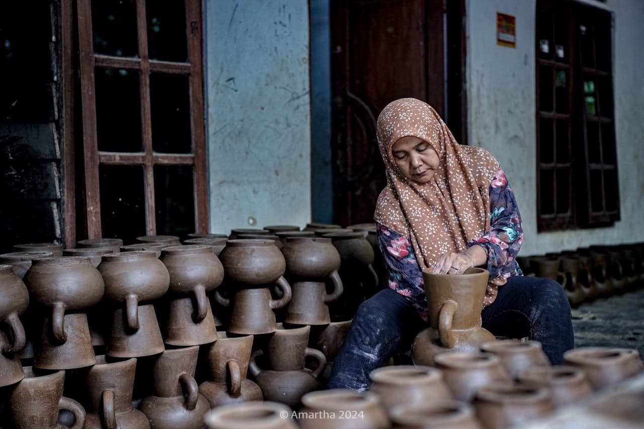 Fintech Pioneer Amartha Secures $55M from European Development Finance Institutions to Empower Women Entrepreneurs in Rural Indonesia