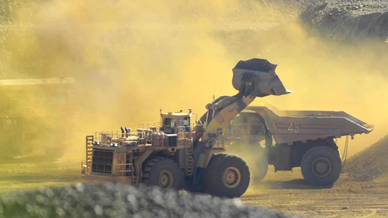 Budget billions helps cashed-up state lead debt battle