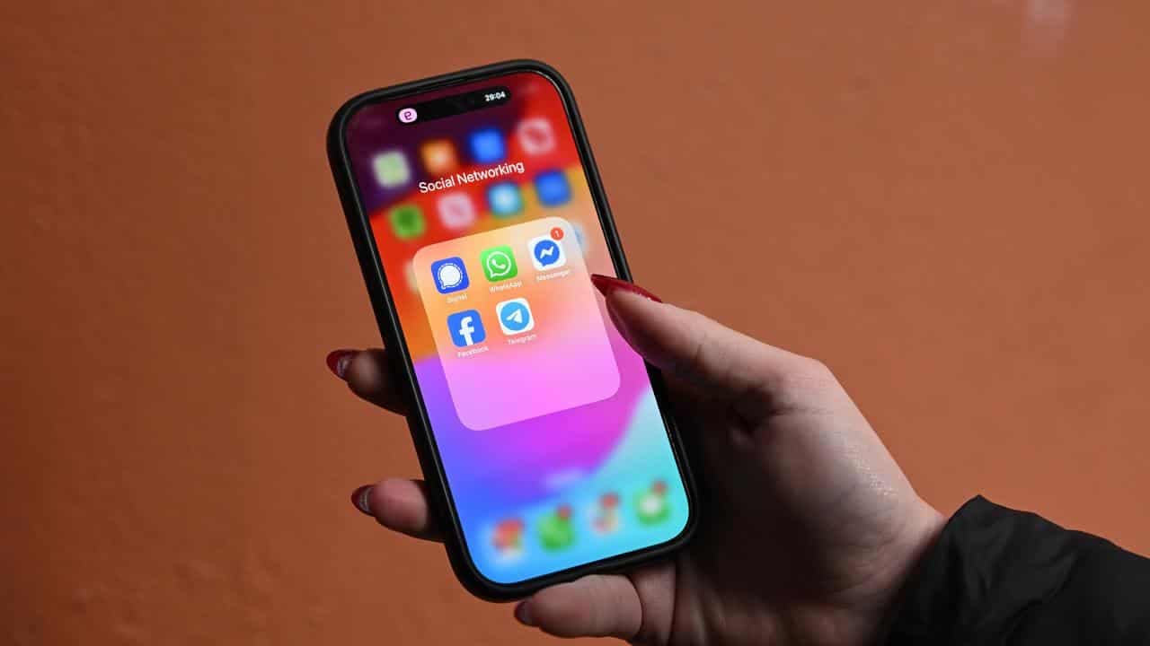 Call for laws to stop harm to consumers, firms online