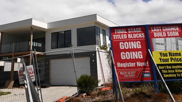 'Boring' budget to get finances ready for future shocks