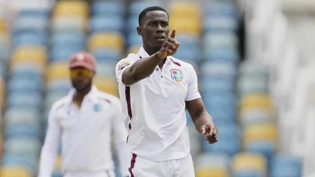 Aussies stage quick fightback after Windies' hot start