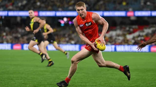 Victorian rivals still keen on re-signed Sun Rowell