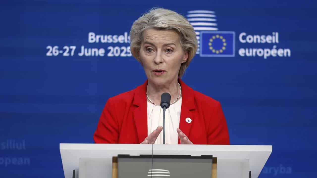 Europe talks don't rule out rejecting new US trade deal