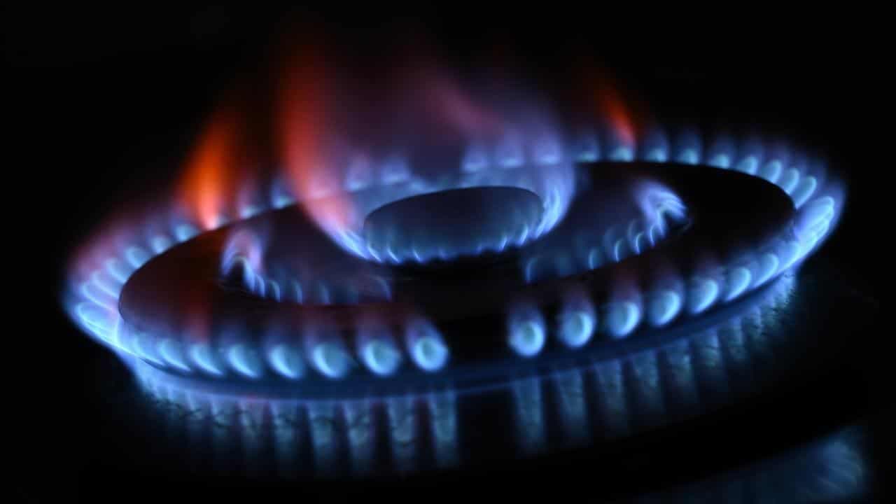 Blowtorch on gas market as report pumps for investment