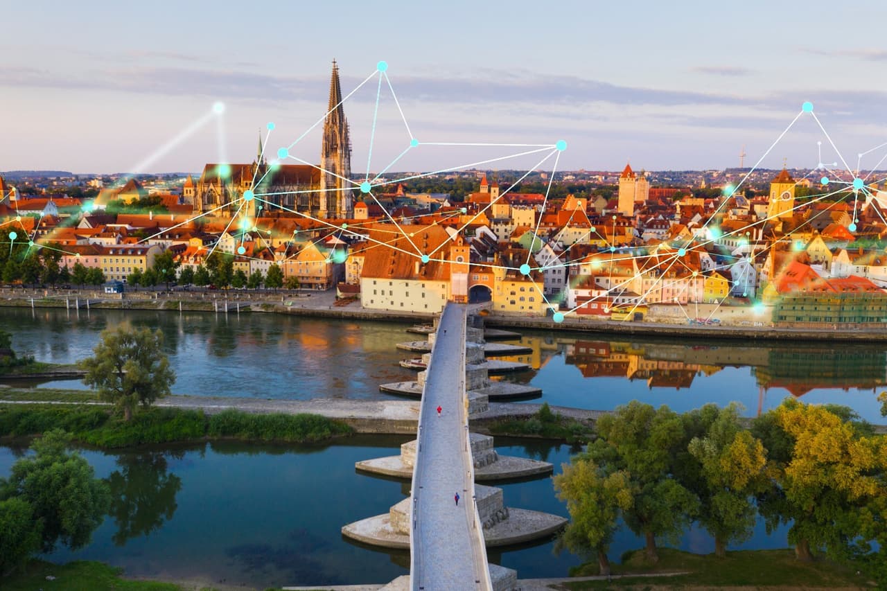 Regensburg Netz GmbH Launches Six-Year Grid Expansion with Corinex Solutions for Grid Visibility