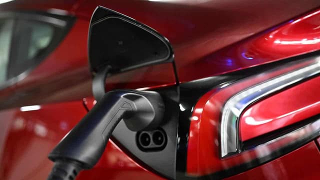 Sparks fly over competition in electric car charging