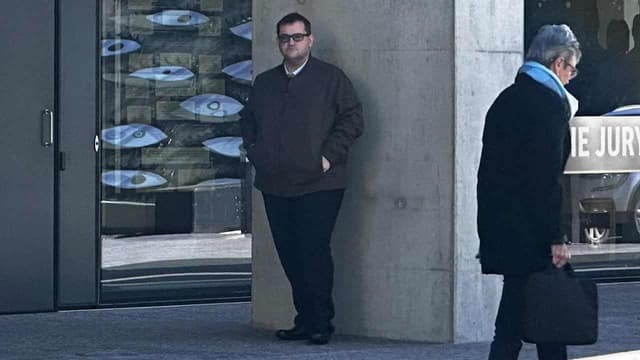 Man tried offering a PlayStation to lure child for sex