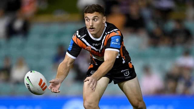 How teacher's aide became Koroisau's new understudy