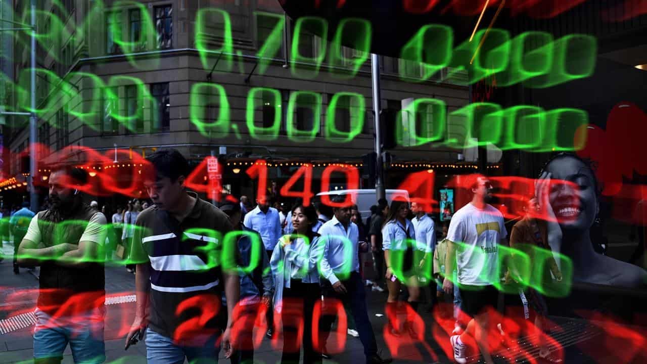 Aussie shares dip as Trump shifts tariff deadline again