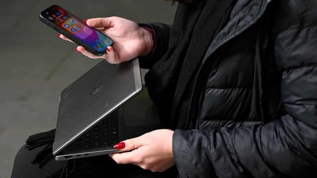 AI chatbots pushing buttons of weary telco customers