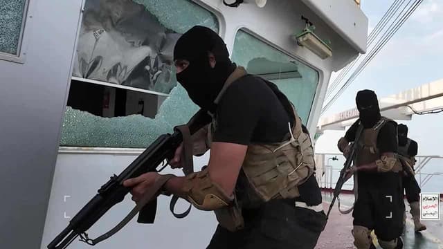 Search for survivors after attack on ship in Red Sea