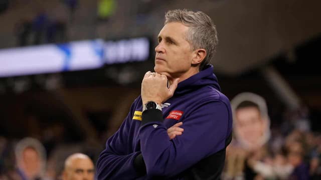 'Has he ever put a list together?' Longmuir hits back