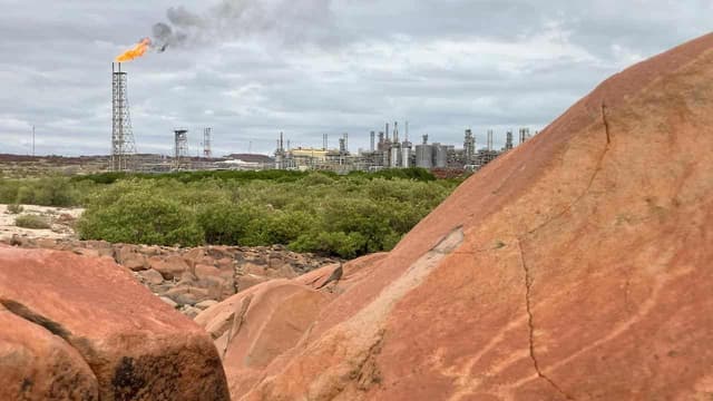 Evidence acidic pollution is damaging ancient rock art