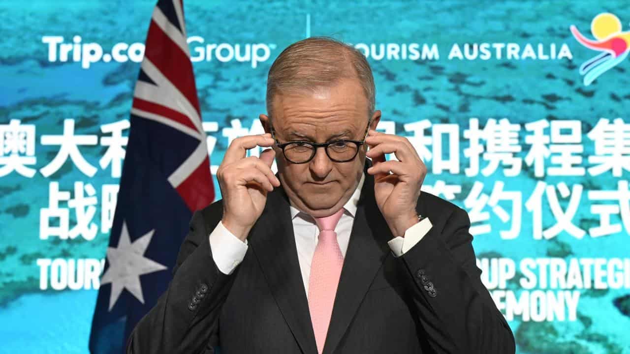 Clouds of war shroud PM's sunny China tourism pitch