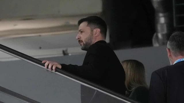 Ukraine army to work with US envoy next week: Zelenskiy