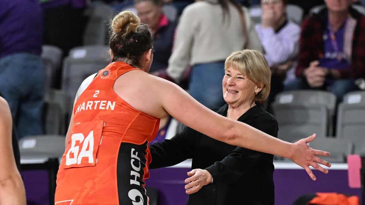 Giants send retiring legend Harten out a winner