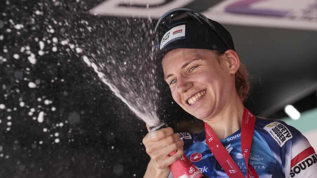 Queen of the Giro mountains: Aussie Gigante wins again