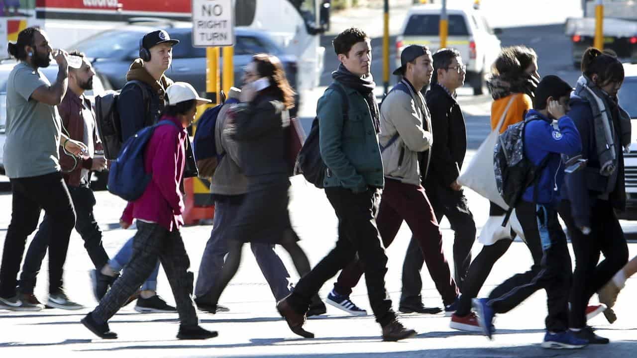 All signs point to jobs market holding firm in new data