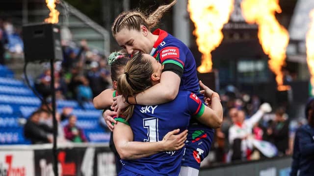 Warriors break their drought to make fans feel at home