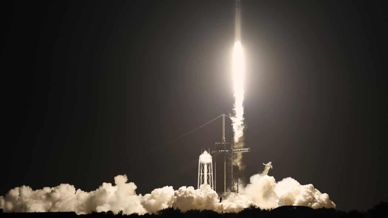 Aussie firms team up to send telescope, lasers to space