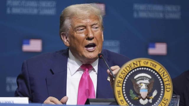 Trump touts deal with Indonesia, flags pharma tariffs