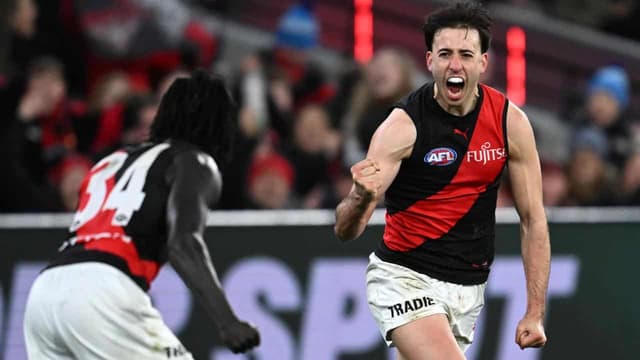 Injury-hammered Bombers to revamp medical program