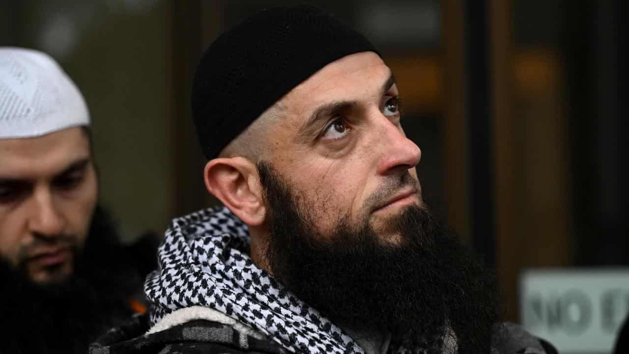 Islamist preacher unable to 'bury' anti-Semitism ruling