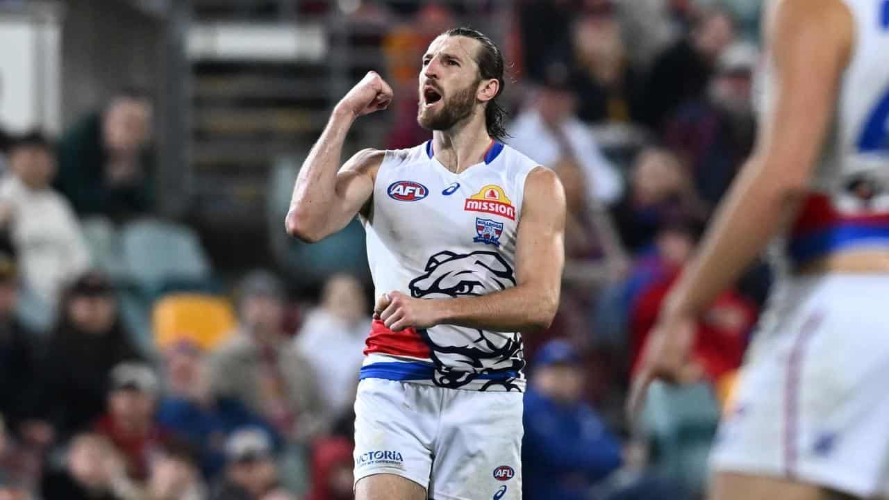 AFL superstar Bontempelli makes call on Bulldogs future